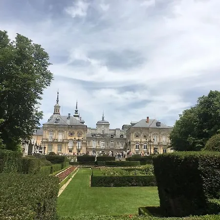 Apartment Magico Y Acogedor . La Granja De San Ildefonso.