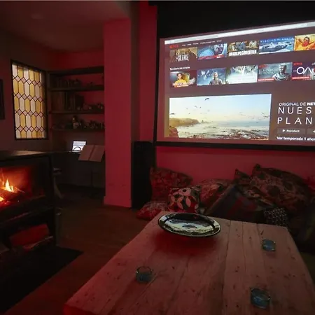 Daire Magico Y Acogedor . La Granja De San Ildefonso. San Ildefonso