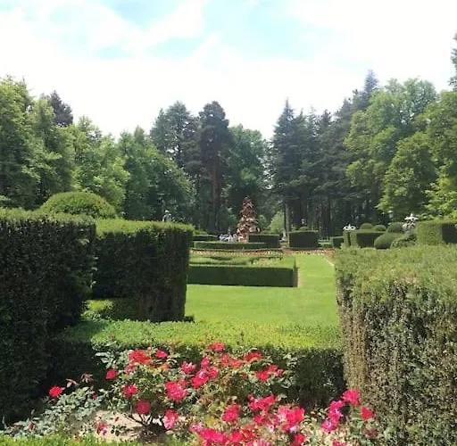 Magico Y Acogedor . La Granja De San Ildefonso. San Ildefonso