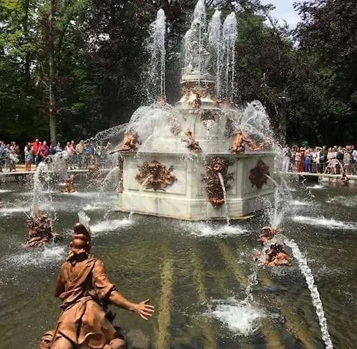 Magico Y Acogedor . La Granja De San Ildefonso. *